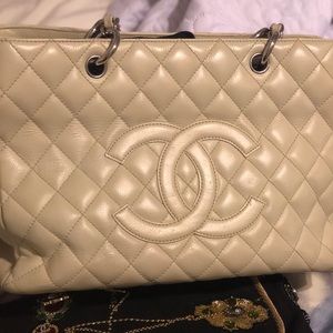 Timeless CC Chanel tote